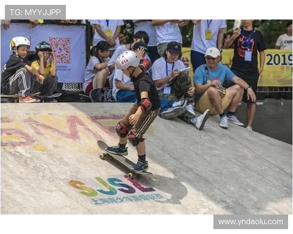 极限运动嘉年华精彩回顾杭州街舞队灵活性展现引人瞩目